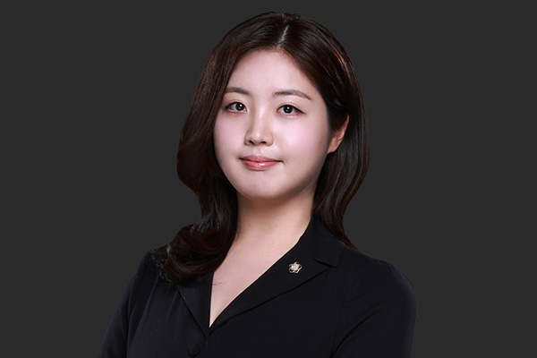 민지예